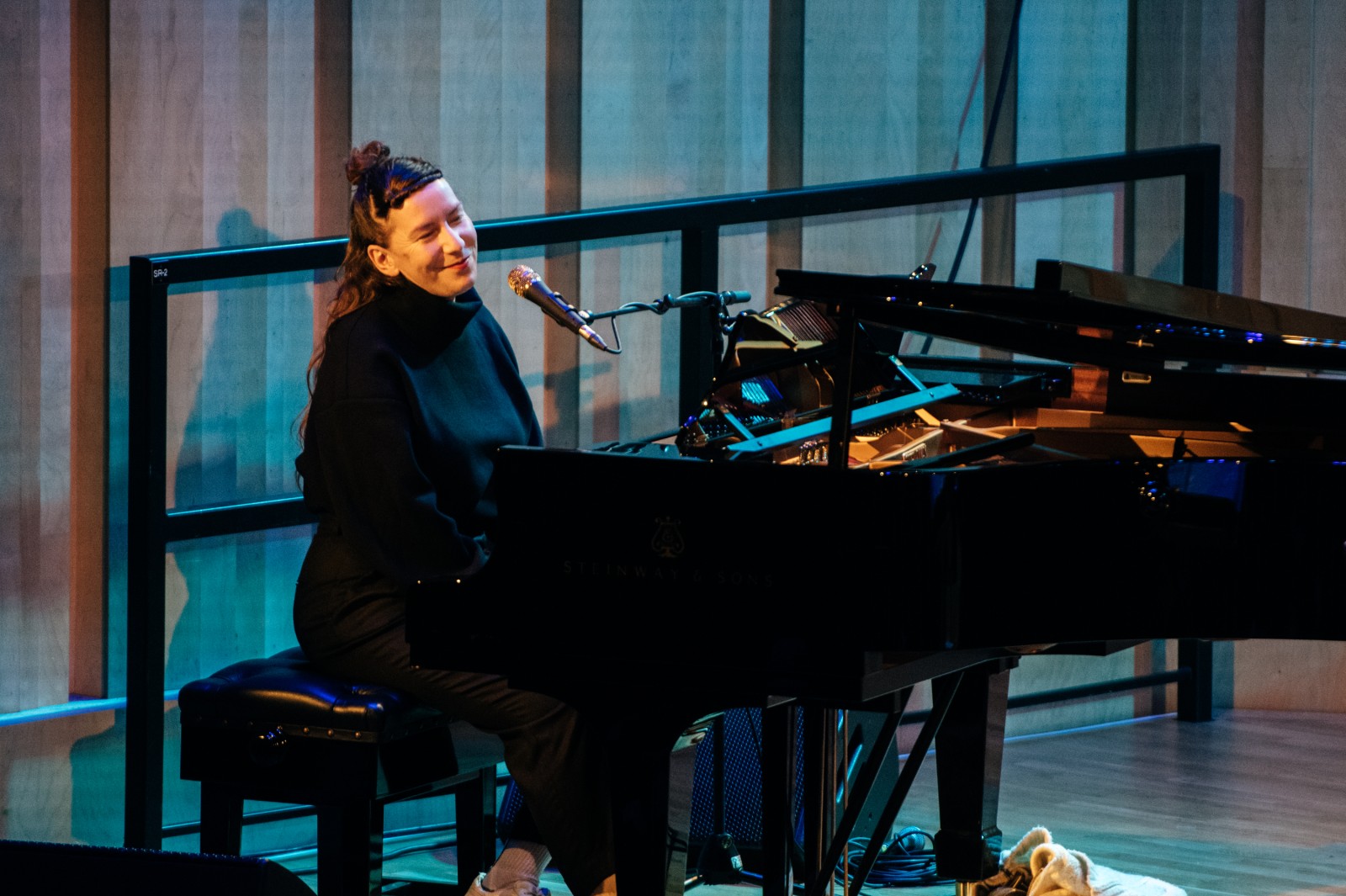 Tinderbox Collective and Kathryn Joseph at the New Auditorium in Glasgow Royal Concert Hall for Celtic Connections 2022.  Photo: Gaelle Beri