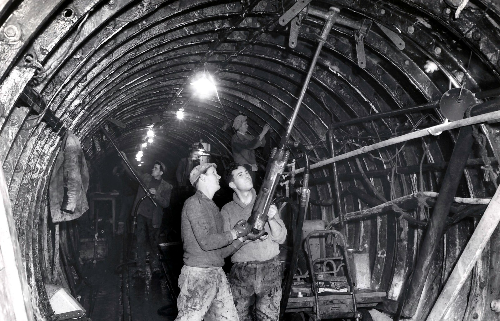 Unseen photographs of Clyde Tunnel mark 60th anniversary Glasgow West
