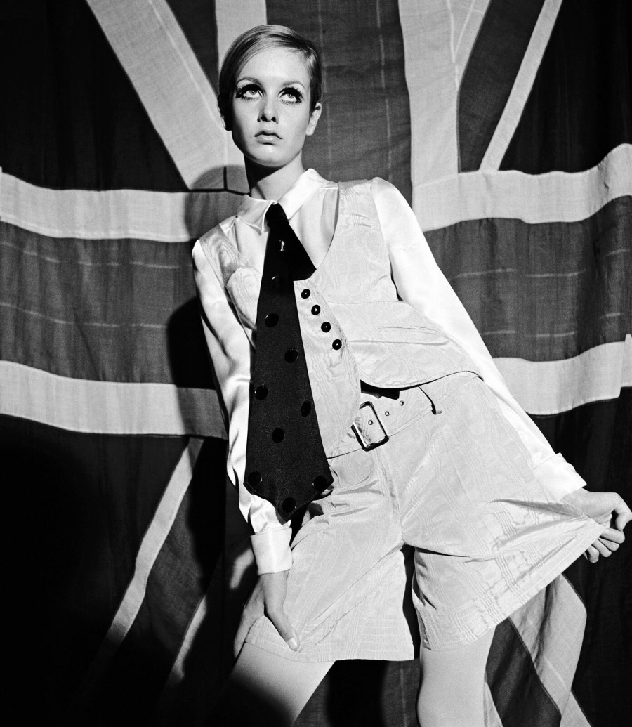 Twiggy modelling waistcoat and shorts ensemble, 1966. © Photograph Terence Donovan, courtesy Terence Donovan Archive. The Sunday Times, 23 October 1966
