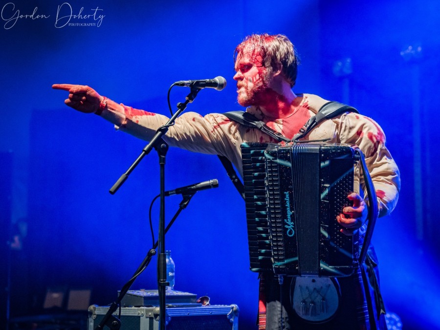 Scottish indie accordionist RuMac 