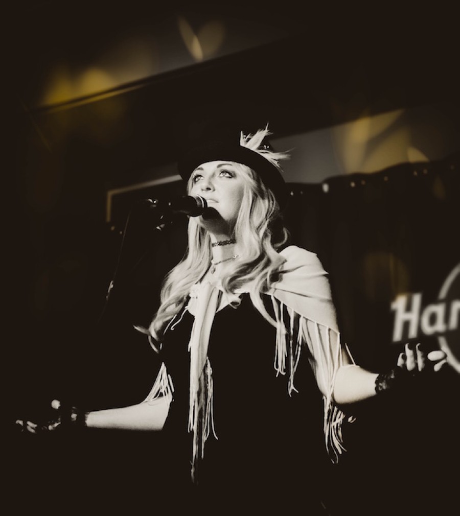  Double: Eve McAuley performs as Stevie Nicks 