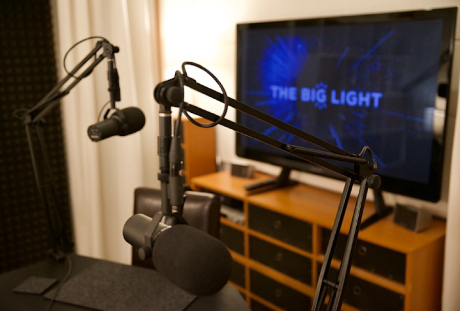  Live at The Big Light studio in Glasgow.