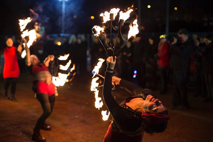  ire jugglers will dazzle the crowds at torchlight parade. Photo credit: Martin Shields