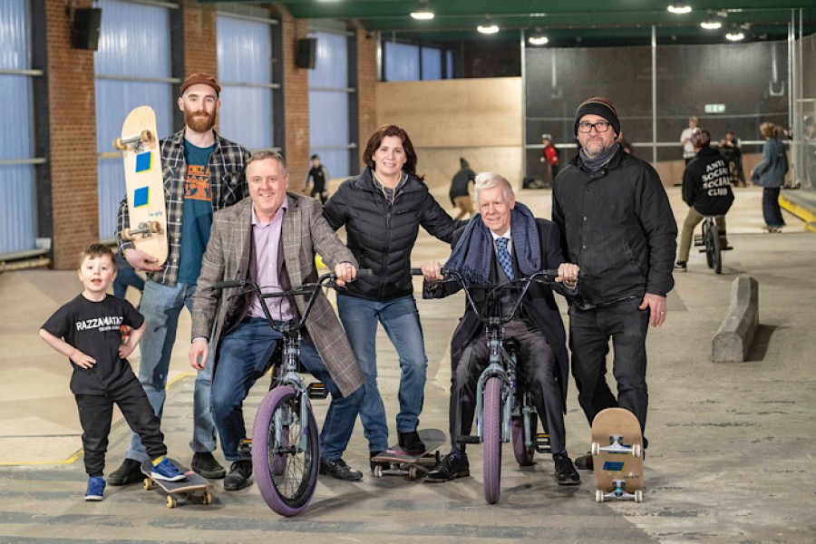  Pictured: (L/R) Cameron Doris (4), Phil Wilson, Bob Doris MSP, Catherine Topley, Cllr Robert Mooney, and Jamie Blair, owner of Clan Skates). Photo: Peter Devlin.