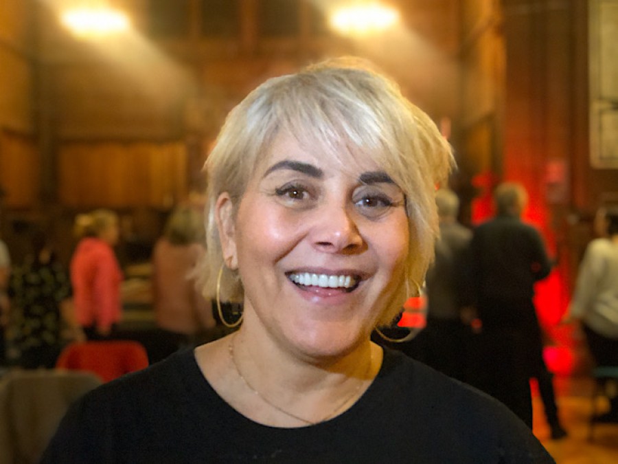  Choir founder and nationally-respected choir director Maryam Ghaffari