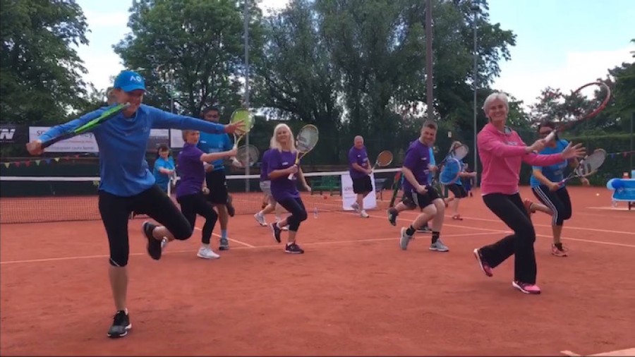  Steps: Coach Emma Doyle and Judy Murray lead celebs through their paces.