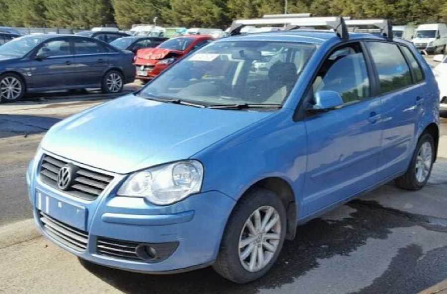  Spotted: this car was seen in the area of Kenny Reilly's home in Maryhill Road before the shooting