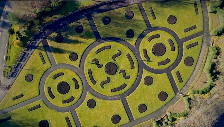  Layout: an aerial shot of the flower beds early in the season. Photo by permission of Charlie Millar