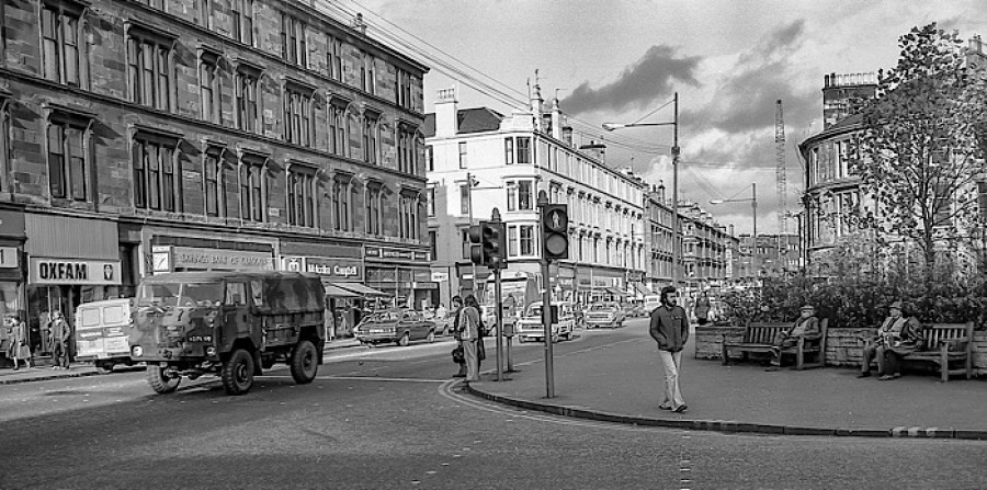  Looking north along a bustling Byres Road.
