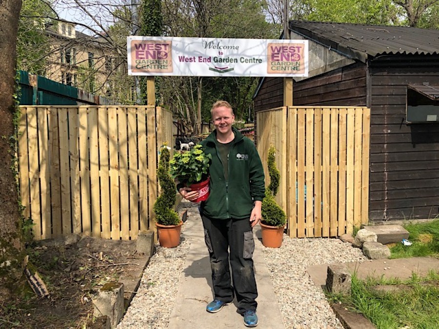  Martin has years of top experience in the garden business.