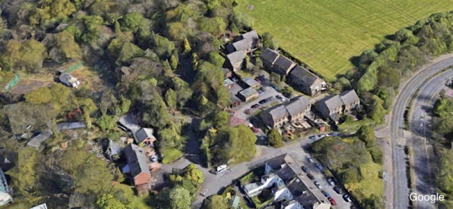  Dawsholm Park is a popular spot for walkers.