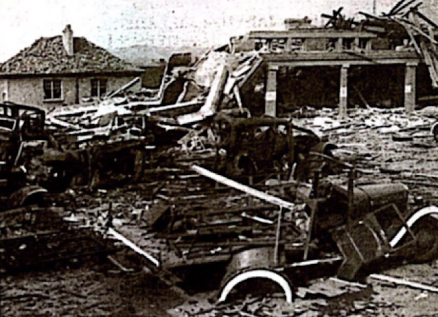 Aftermath of the bomb on Bankhead School. Photo (copy): Alamy
