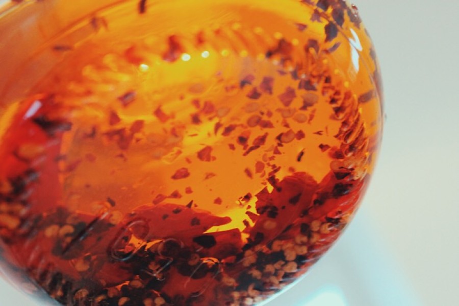  Warm: work the oil over a medium heat