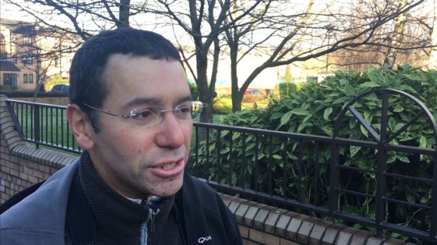  Expert: Dr Paul Baker is with the Glasgow Sparrow Study Group.