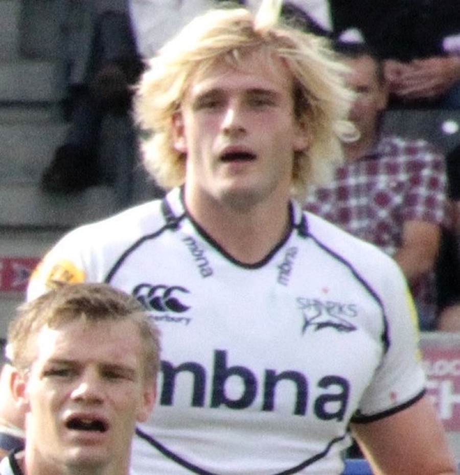  Inspiring: Richie in his playing days at Sale Sharks before moving onto play in France 