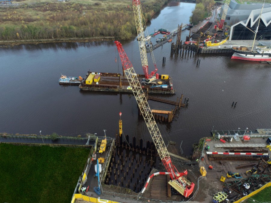95 piles have been completed to create the foundations for the south landing