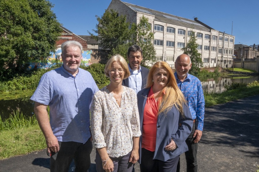 Pictured: (left to right) Councillor AAllan Gow; Lar CEO Ann Leslie, Lar Trustee Ken Mcintosh, Lord Provost Jacqueline McLaren and Lar Chair Philip Rodney
